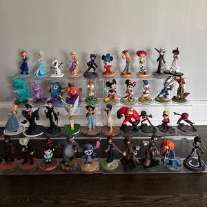 Huge 40 Figure Disney Infinity Lot